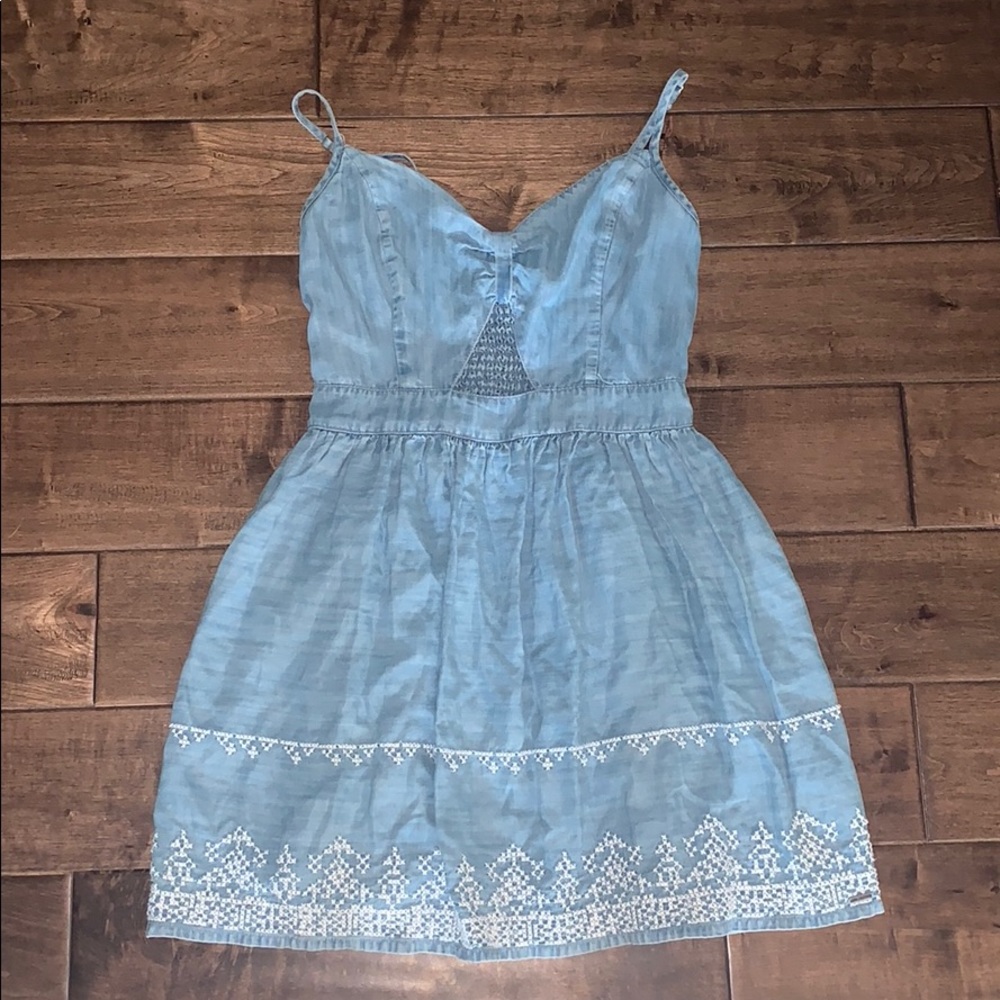 HOLLISTER DENIM CUT OUT DRESS